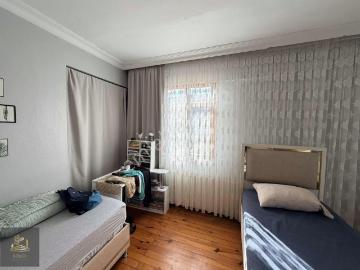 Bölge Emlak'tan Alt Kaynarcada 3+1 180 M2 Kiralık 3+1 Daire