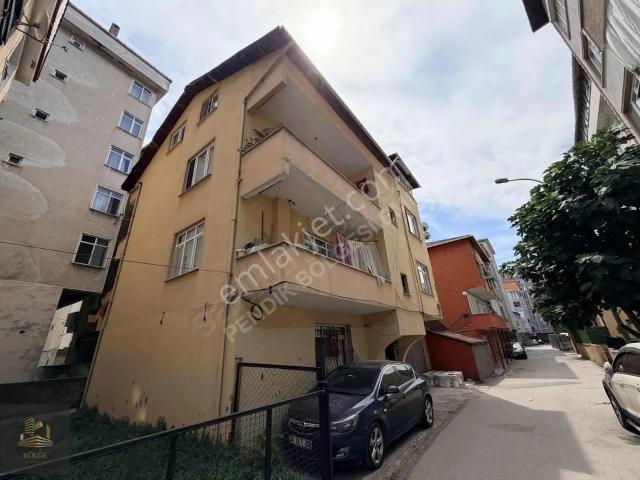Bölge Emlak'tan Alt Kaynarcada Eşyalı Kiralık 2+1 Teraslı Daire