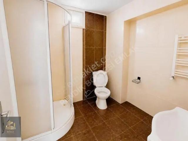 Bölge Emlak'tan Alt Kaynarcada Krediye Uygun Satılık 2+1 70 M2
