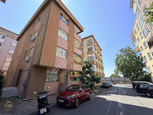 Bölge Emlak'tan Kaynarcada Marmaray Dibinde Kiralık 3.5+1 Daire