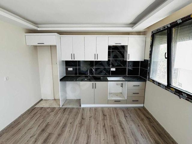 BÖLGENİN EN UYGUN 2+1i SIFIR DAİRE DOĞALGAZLI ASANSÖRLÜ