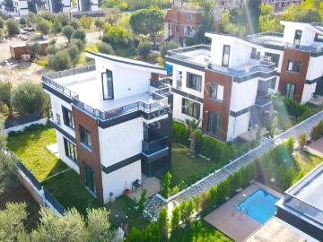 Bölgenin En Yüksek Şerefiyeli Villası sadece Detayları İnceleyin