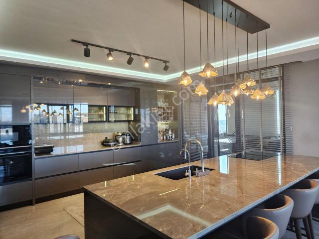 Bölgenin En Elit Dairesi, Viale House, 389m2, Sofistike 5+1