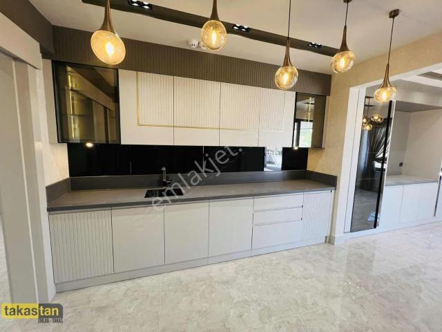 Bölgenin En İyi Projesinden Satlık 3,5+1 Ultra Lux Arakat Daire