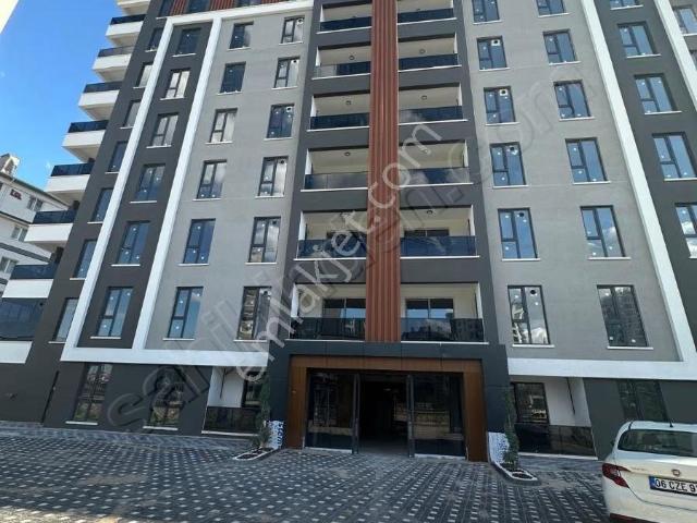 Bölgenin En Prestijli Projesinde 2+1 Kapali Mutfak Fırsat