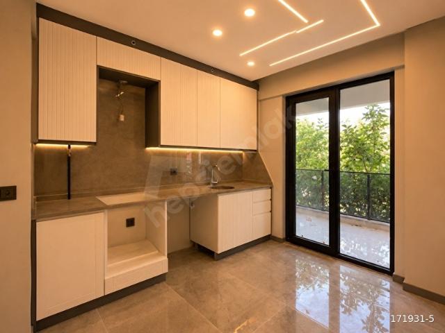 Bölgenin Prestijli 2+1 Dairesi Ebeveyn Banyolu Son 1 Daire