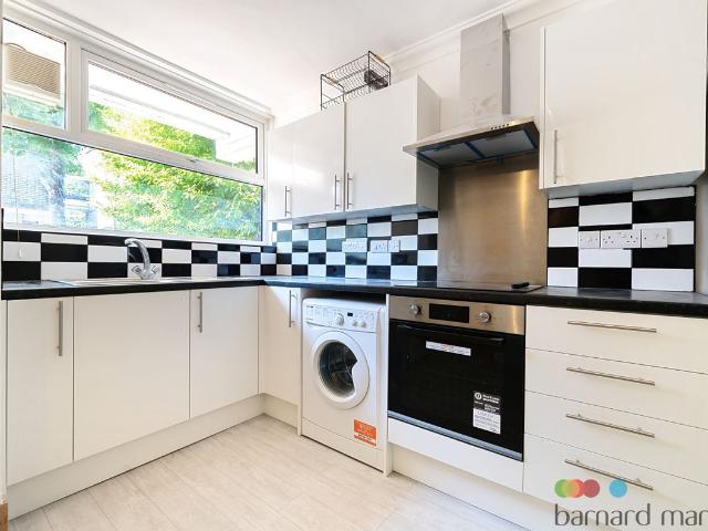 Bolingbroke Walk, London SW11, 4 bed property to rent, £3,650 pcm | PrimeLocation