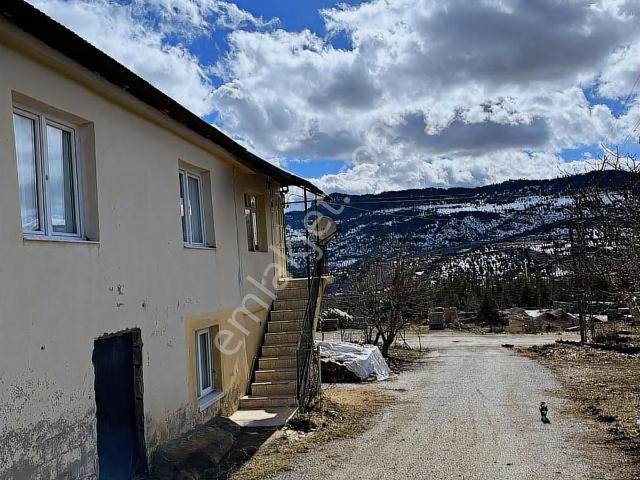 Bolkar Emlaktan Arslanköyde Satılık 2 Katlı Ev Arsası