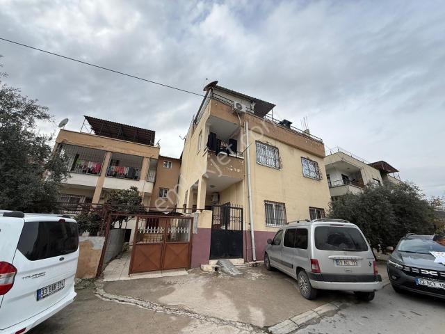 Bolkar Emlak'tan Çukurova' Da Satılık 3 Katlı Müstakil Ev
