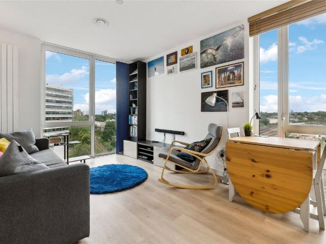 Bollo Lane, Chiswick, London W4, 1 bed flat to rent, £2,500 pcm | PrimeLocation