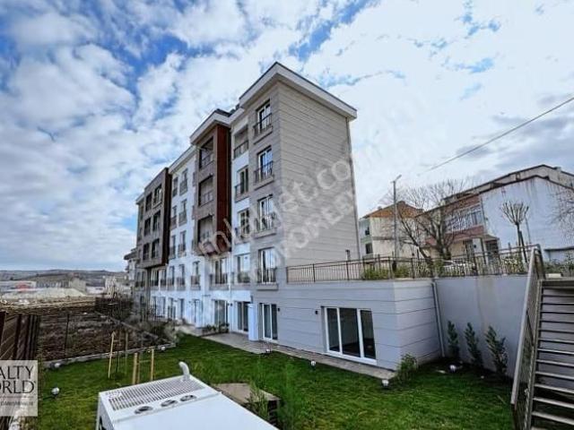 Bolluca Merkez De Kemercity Sitesinde Bahçe Katı 1+1 Kiralık