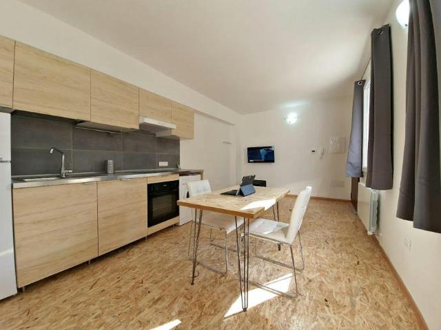 Bologna Bologna 40127 89670738