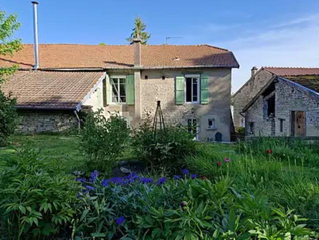 Bologne 52310 Achat / Vente maison 5 pièces t5 au dernier étage parking
