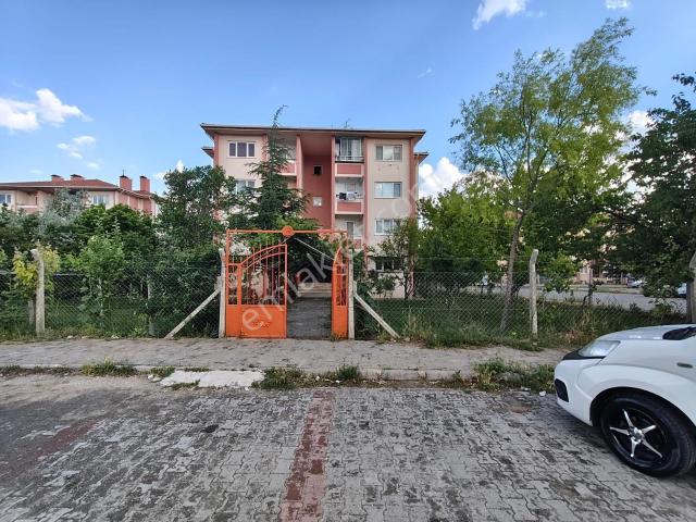 Bor Tokide Şok Market Yanı Full Eşyalı 1+1 Kiralık Daire