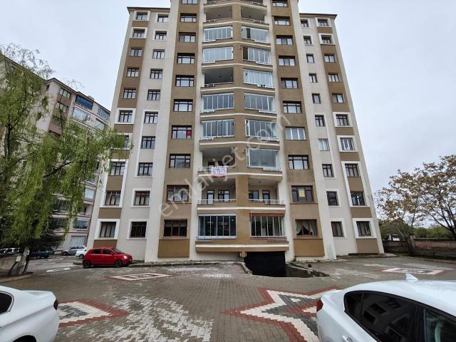 Bor Yolu Gökkuşağı Sitesi 2. Kat Satılık 4+1 Daire