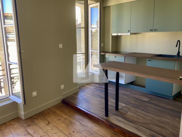 BORDAUX SAINT SEURIN T2 entièrement rénové