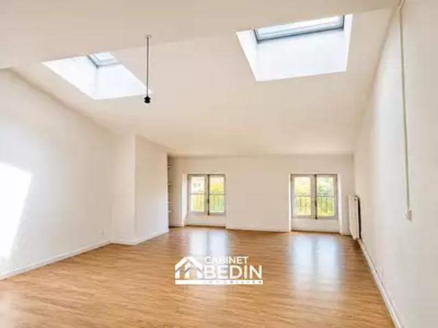 Bordeaux 33000 Achat / Vente appartement 3 pièces t3 au dernier étage