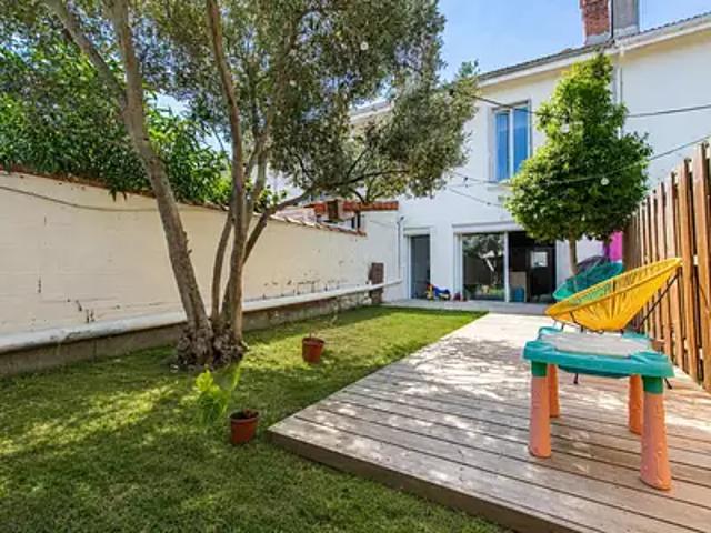 Bordeaux 33300 Achat / Vente maison 5 pièces t5 terrasse