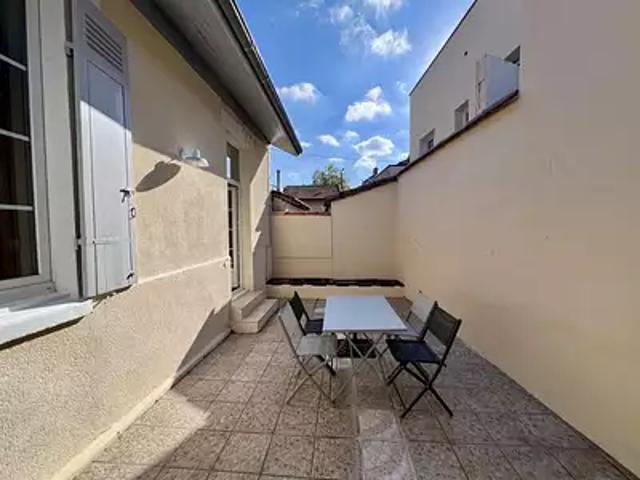 Bordeaux 33300 Location maison 3 pièces t3