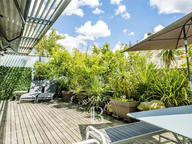 Bordeaux Triangle d'Or Appartement de 98 m² Ascenseur Terrasse