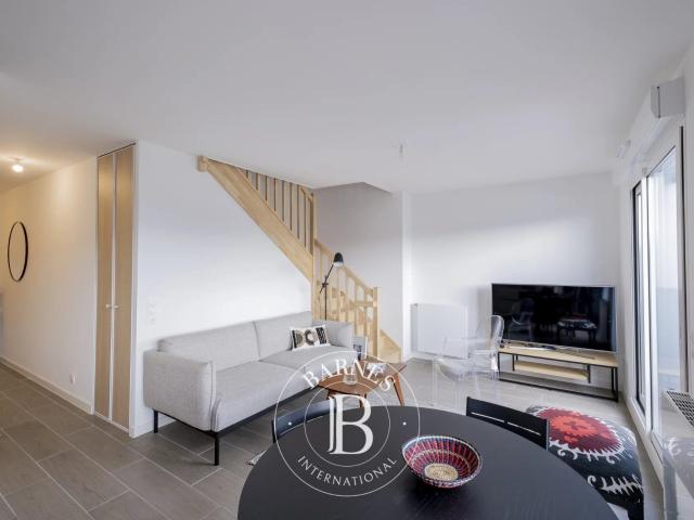 Bordeaux, Appartement 1 Chambre 62 m² en location