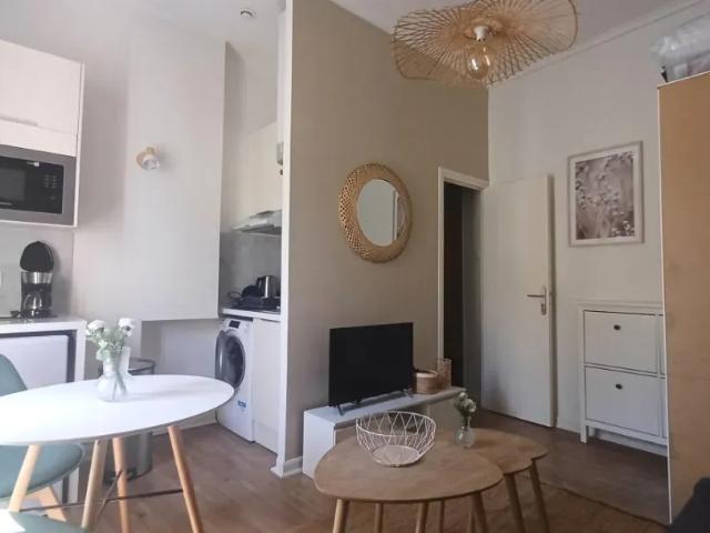 Bordeaux Appartement 1 pièce 16.25 m²