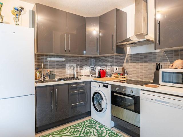 Bordeaux Appartement T3 meublé Terrasse et parking