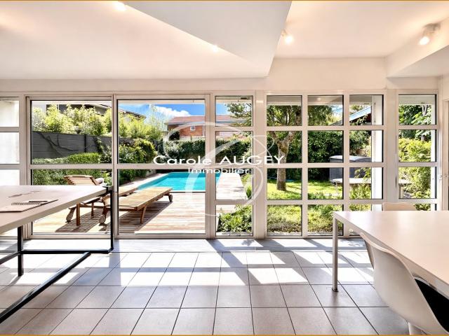 Bordeaux CAUDERAN URGENT Maison de ville, piscine 172m² Bordeaux