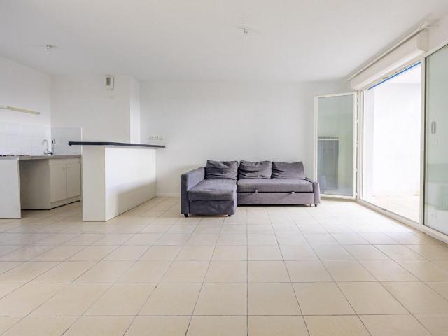 Bordeaux Caudéran, Appartement 2 pièces RdC, 48 m2 Carrez, avec terrasse et parking