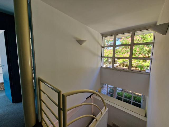 BORDEAUX CAUDERAN MAISON AVEC PISCINE ET GARAGE