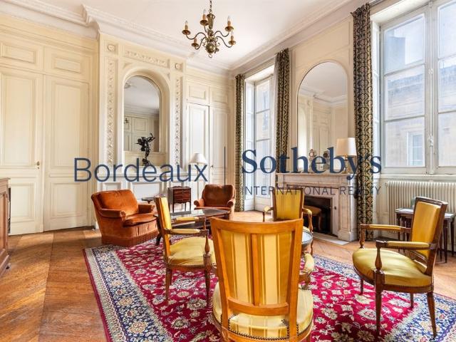 Bordeaux Gambetta Superbe Appartement Avec Balcons Filants 160m² Bordeaux