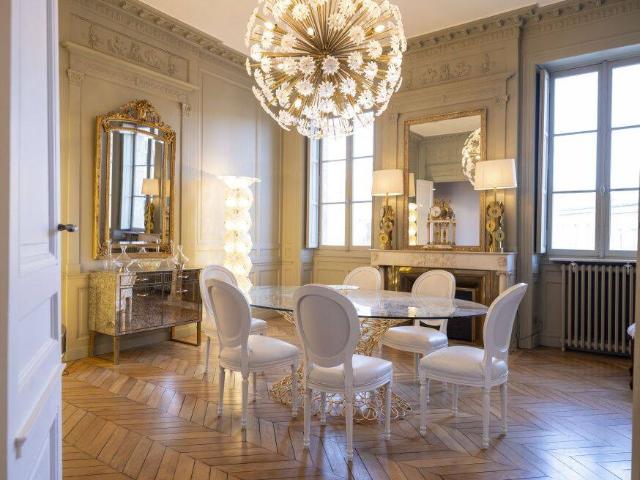 BORDEAUX HOTEL PARTICULIER 5 CHAMBRES JARDIN GARAGE