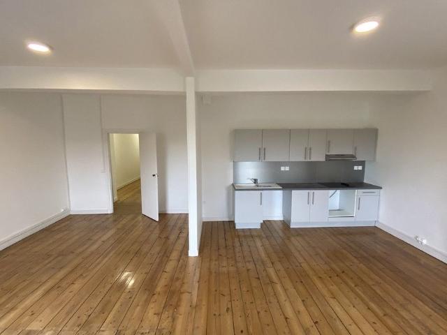 BORDEAUX HYPER CENTRE / GAMBETTA T3 88m²