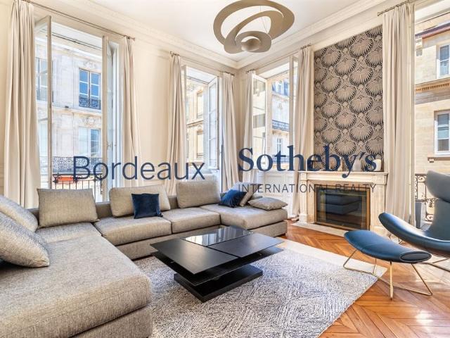 Bordeaux Hypercentre Élégant Appartement Bourgeois Meublé Av. 149m² Bordeaux
