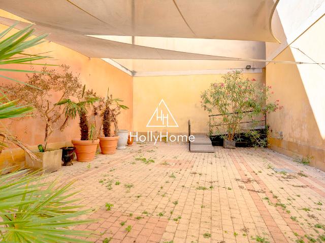 BORDEAUX HYPERCENTRE Incroyable appartement T4 avec jardin