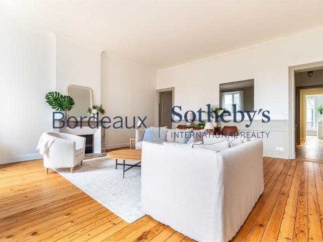 Bordeaux Jardin Public Appartement 160M² Ascenseur S. 160m² Bordeaux