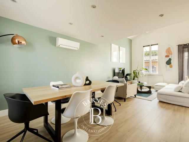 Bordeaux, Maison 3 Chambres 106 m² en location