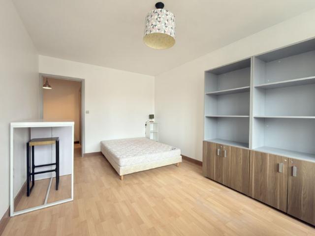 BORDEAUX ORNANO STUDIO MEUBLÉ DE 30,45 M2 AVEC CELLIER