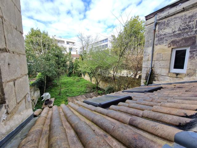 Bordeaux St Seurin T2 avec vue jardin 35m² Bordeaux