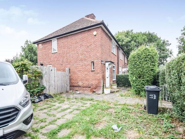 Bordesley Road, Morden SM4, 2 bed property to rent, £1,900 pcm | PrimeLocation