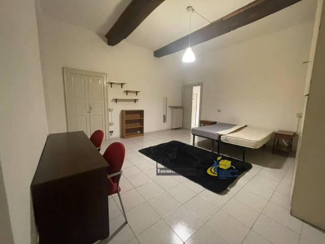 Borgo Bruno Longhi 1 6 vani 180mq