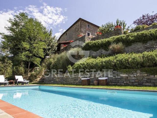 Borgo San Pietro 1392m² Castiglion Fiorentino