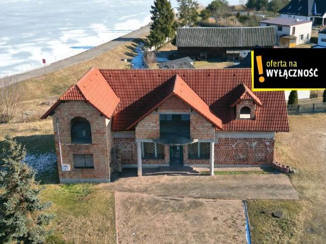 Inwestycyjny lokal nad jeziorem w Borkowie 242 m2