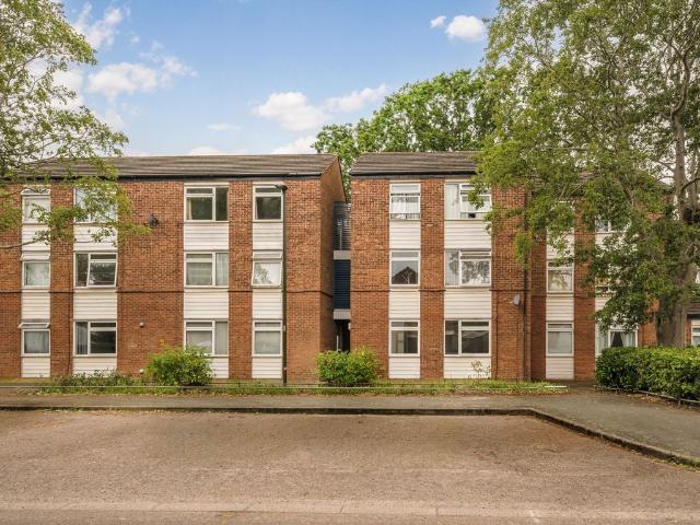 Borland Road, Teddington TW11, 2 bed flat to rent, £1,775 pcm | PrimeLocation