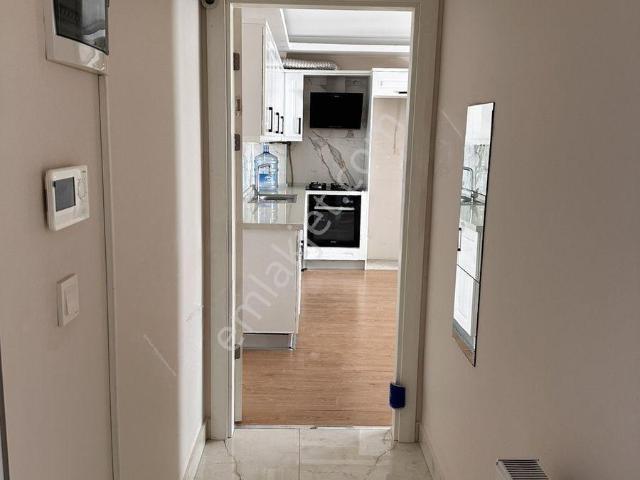 Bornova Merkezde 2+1 Kiralık Daire
