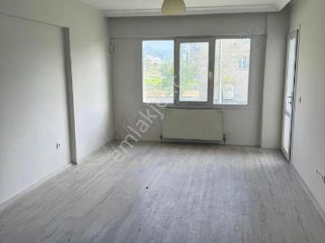 Bornova Mevlana Palpiye Sitesin'de 1+1 Kiralık Daire