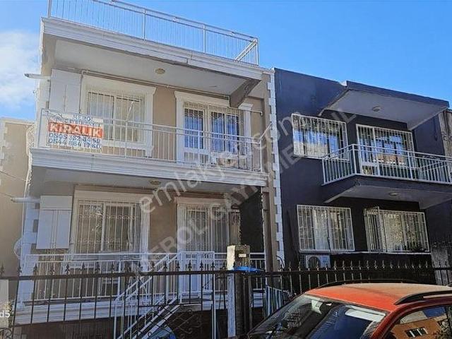 Bornova Atatürk'te 100m² 2+1 Kiralık Daire