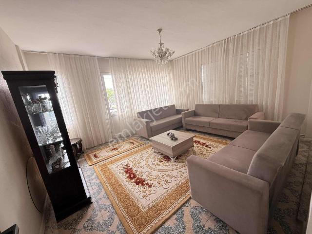 Bornova Atatürk Mahallesi | Full Eşyalı 3+1 Kiralık Daire