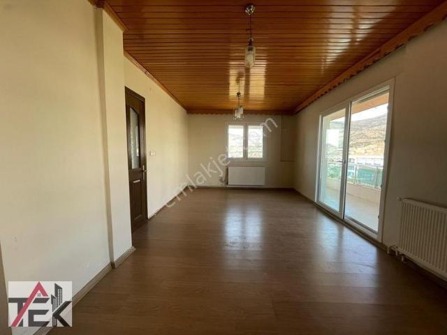 Bornova Atatürk Mh 3+1kiralık Daire