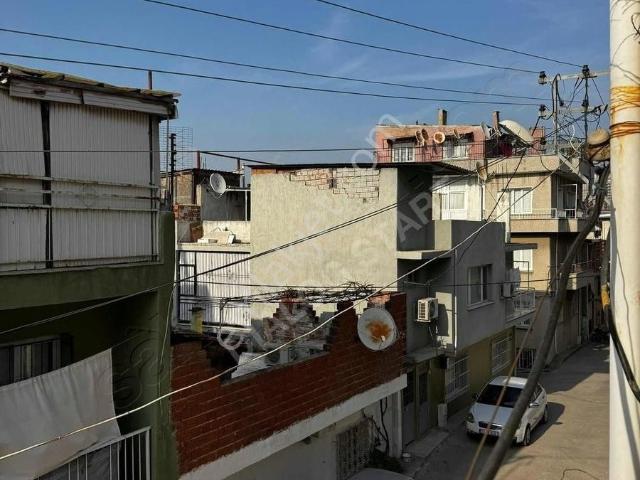 Bornova Altındağ'da 2.5 Kat Full Tadilatlı Satılık Müstakil Bina
